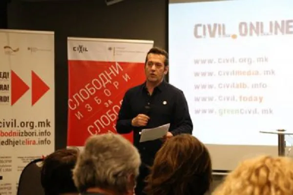 Deralla: Civili flet në gjuhën e realitetit