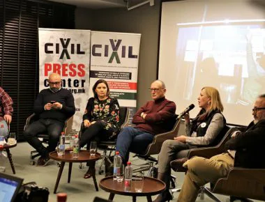 Mes çekanit dhe kudhrës: Mediat dhe gazetaria në procesin zgjedhor