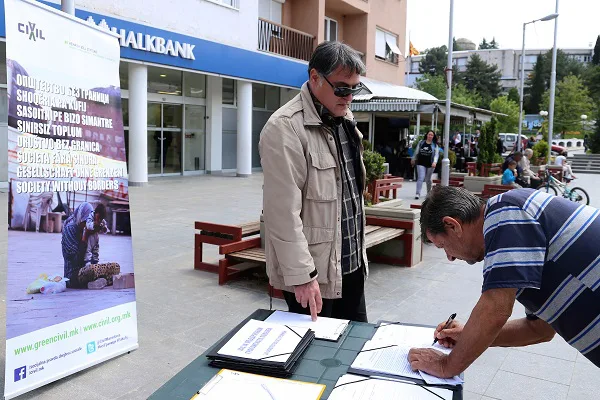 “Shoqëria pa kufij” në Shkup
