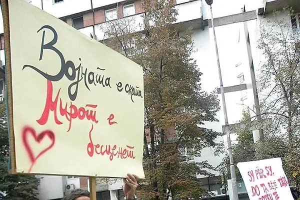 CIVIL: Çdo fjalë dhe veprim janë të çmuara!
