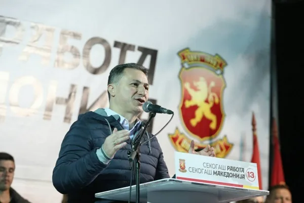 Këngë vaji, në vend të zgjidhjeve reale