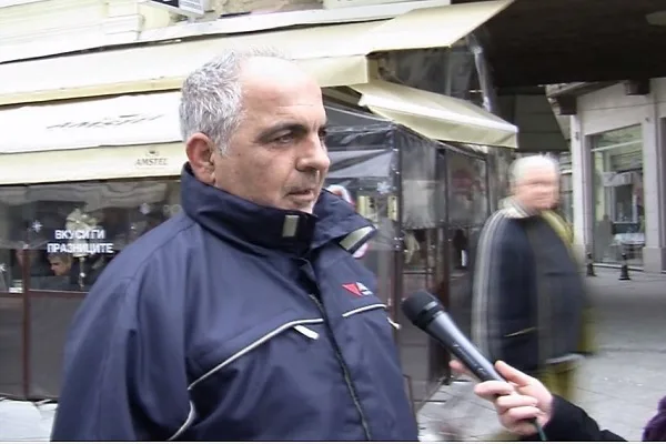 Liria e medias varet nga pushteti