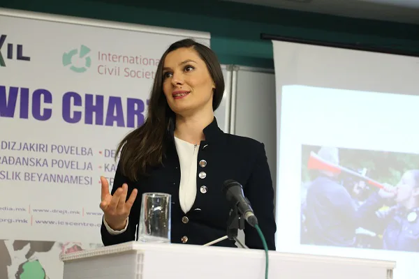 Lazarova: Regjistri qendror i inkurajon qytetarët t’i plotësojnë qëllimet e veta