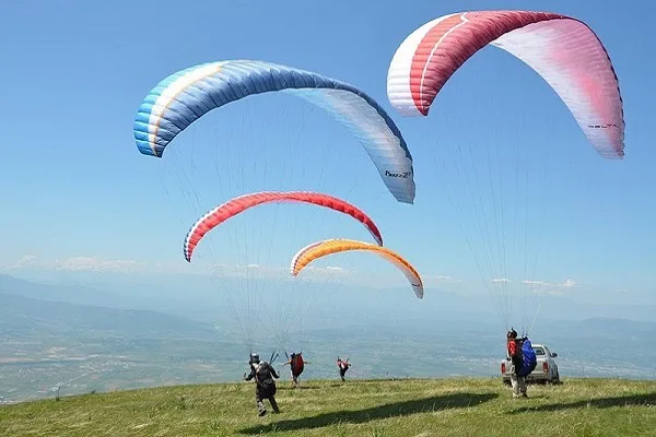 Bashkëpunim mes Federatës Aeronautike dhe Shoqatës “Pa kufizim”