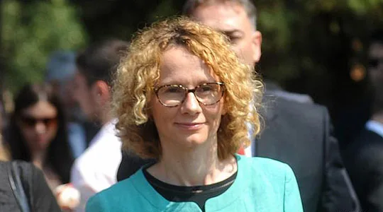 Shekerinska pret mbështetje pa rezervë nga SHBA-ja për pranimin e Maqedonisë në NATO