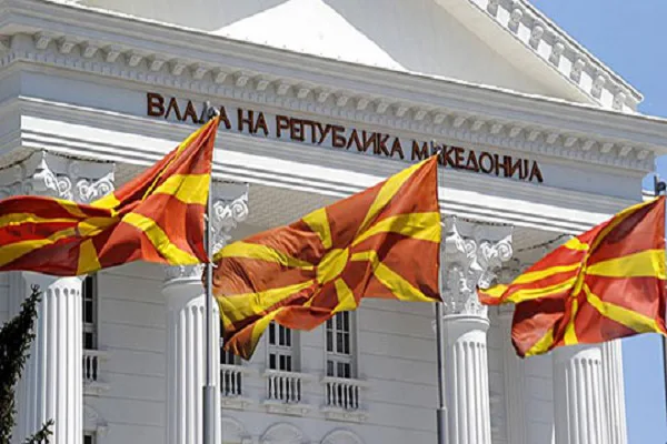 Gruevski i ka pasur 91 këshilltarë dhe bashkëpunëtorë të cilët në vit kanë kushtuar 1,73 milionë euro