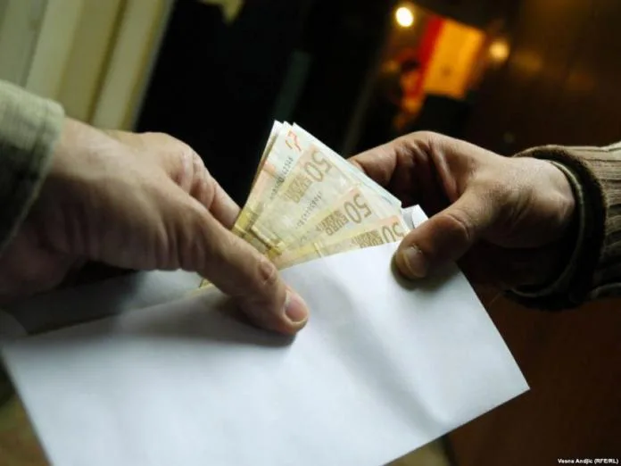 Kush janë më të korruptuarit në Maqedoni