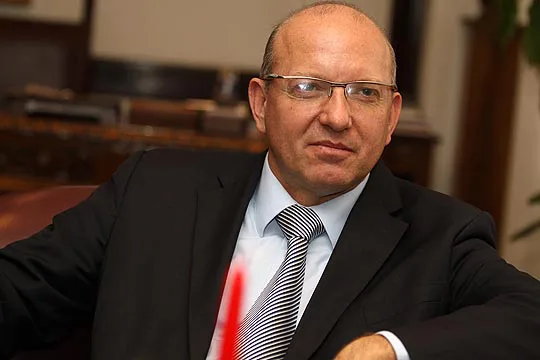 Çadezh dhe Azeski në krye të Forumit investues të odave