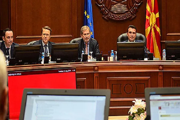 Maqedonia e filloi skriningun, Osmani kryenegociator