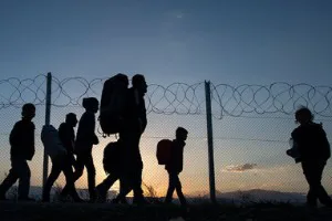Trembëdhjetë emigrantë ilegalë nga Irani kapen në autostradën Kumanovë-Tabanovc