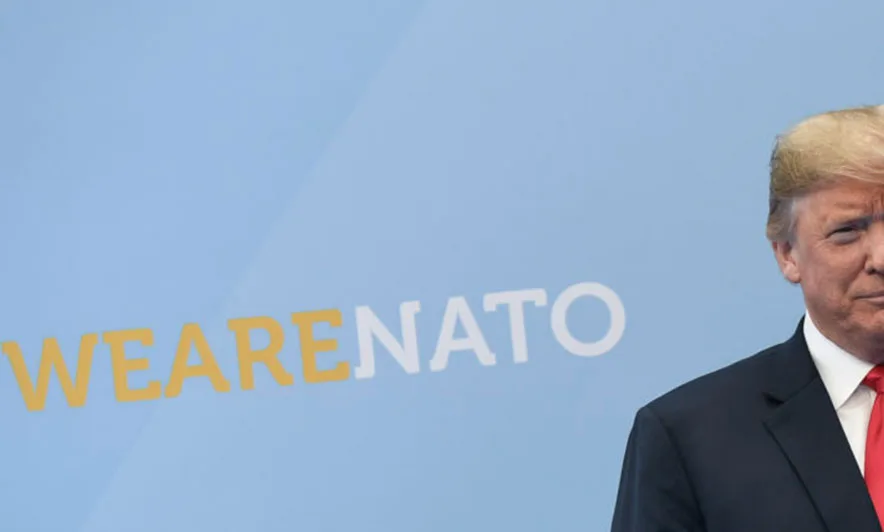 NATO, shtohet buxheti i mbrojtjes. Trump: Mund ta tërheq Amerikën nga NATO