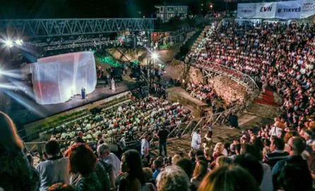 Tre artistë shqiptarë në Festivalin “Vera e Ohrit”