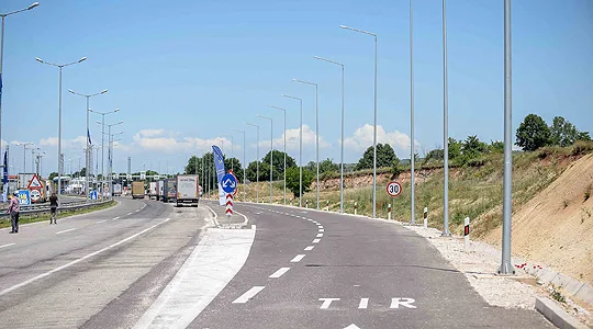 Në Tabanoc për dalje nga Maqedonia pritet deri në gjysmë ore