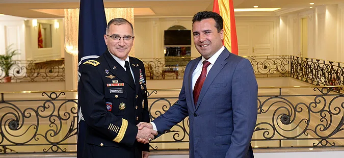 Zaev-Skaparoti: Anëtarësimi në NATO mundëson të ardhme perspektive për Maqedoninë