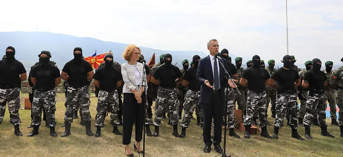 Stoltenberg: Ne ju presim, e juaja është të vendosni nëse do të jeni anëtarja e 30-të e NATO-s