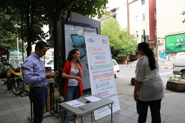 Votoj, pra ekzistoj!
