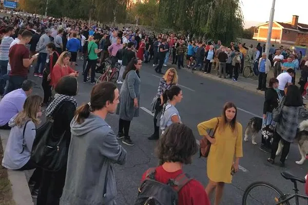 Vazhdojnë protestat në Aerodrom