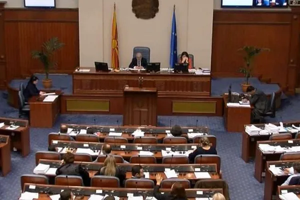 Javën e ardhshme fillon debati për ribalancin e Buxhetit