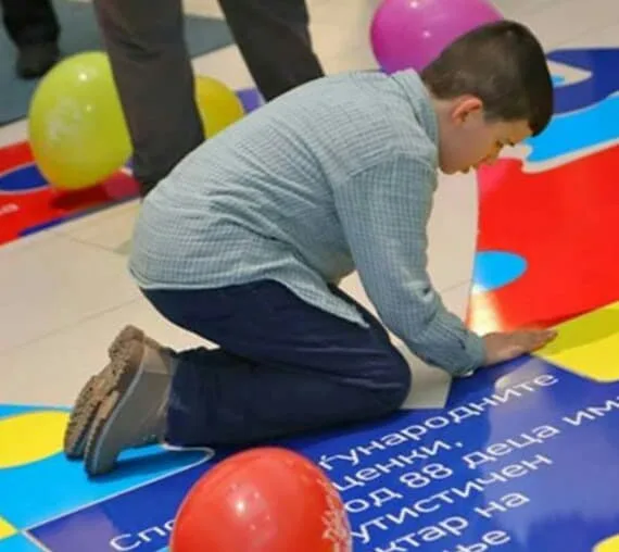 Përballjet dhe sfidat e një nëne të fëmijës me nevoja të veçanta