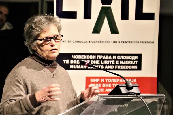Najçevska: Në Maqedoni nuk ekzistojnë parti politike, por klane etno – tribaliste!