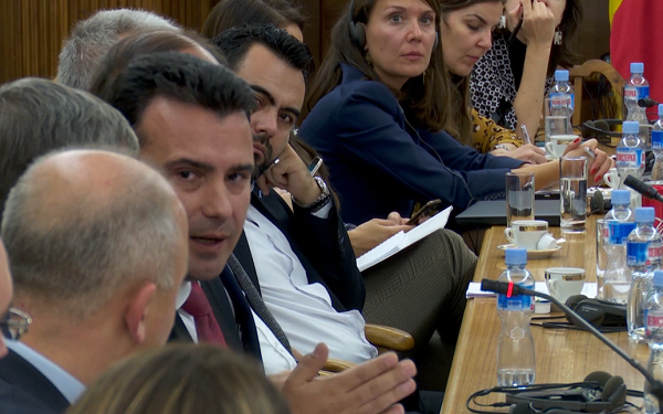 SKEN – video magazinë politike: Zgjedhje të parakohshme parlamentare: Të shpejta, por të shtyra!