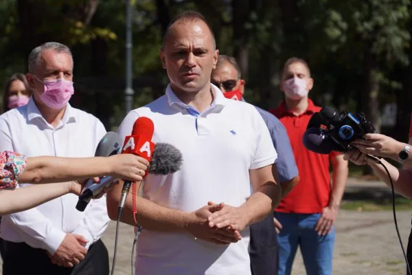 Filipçe: Për momentin nuk ka nevojë për masa restriktive shtesë