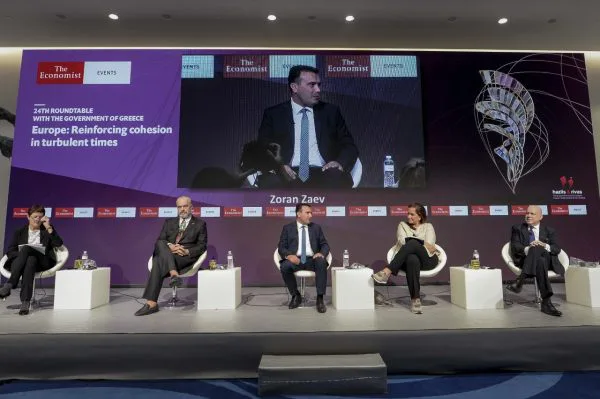 Zaev: T’i tregojmë botës se secila marrëveshje, secila miqësi, secili shtrëngim i duarve sjellë përfitime për qytetarët