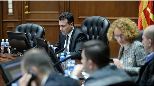 Fillon emërimi i eshalonit të tretë, Qeveria do të debatojë edhe për shkarkimin e Dimovës