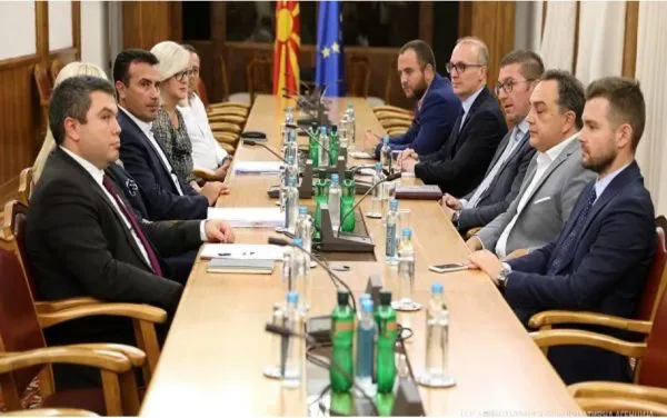 Zaev nuk pranon takim me Mickoskin, në fillim të muajit të ardhshëm shkon për në Sofje për t’u takuar me Borisovin