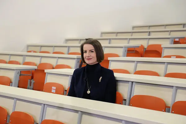 Besa Arifi: Mënyra se si e trajtojmë tjetrin ndikon në ndërtimin e marrëdhënieve në shoqërinë tonë