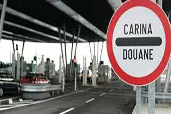 Dogana sqarohet për “incidentin” me librat, autori nuk ka pasur dokumentacionin e nevojshëm