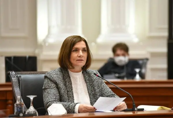 E diela të jetë ditë pushimi – tema e takimit të Shahpanskës me Sindikatën e Qendrës klinike