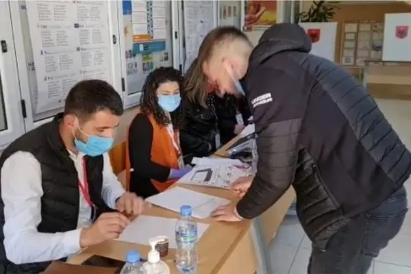 Shqipëria zgjedh Parlamentin e ri, interesim i madh për votime
