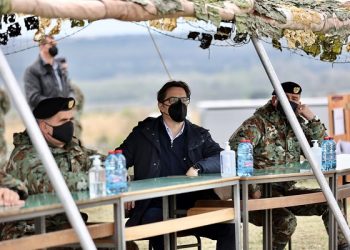 Pendarovski për vizitë në “Krivollak” në prag të stërvitjes ndërkombëtare “Goditje e vendosur – 21”