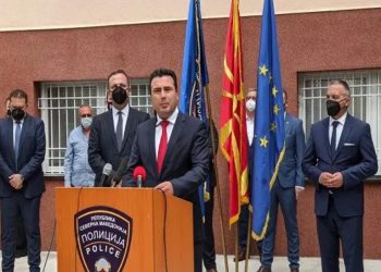 Zaev pret zgjidhje me Qeverinë e përkohshme bullgare dhe thotë jo me çdo çmim në BE