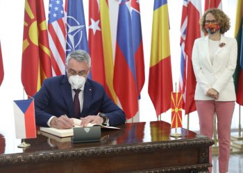 Maqedonia e Veriut dhe Republika e Çekisë e përforcojnë bashkëpunimin bilateral në pjesën e mbrojtjes