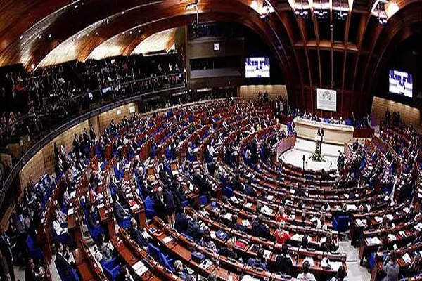 Një delegacion kuvendor merr pjesë në sesionin veror të APKE-s në Strasburg