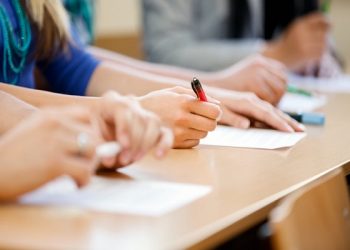 Maturantët do të japin provimin e dytë të jashtëm