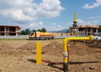 Portalb: Komuna e Tetovës rrezikon procesin e gazifikimit, nuk reagon për një objekt pa leje pranë tubacionit të gazit
