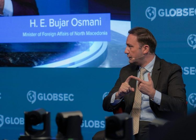 Osmani mbajti fjalim në Forumin Global të Sigurisë “GLOBSEK 2021” në Bratislavë