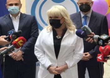 Dita Botërore e Fëmijëve festuar në Klinikën e Fëmijëve, disa fëmijë u shëruan me ndihmën e pajisjeve speciale të ventilimit mekanik nga Sllovakia