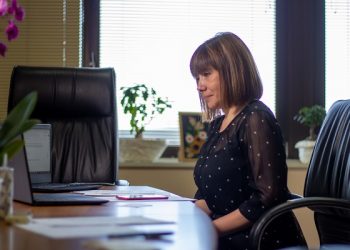 MAS: Çdo shkollë duhet të ofrojë 12 lëndë zgjedhore në vit