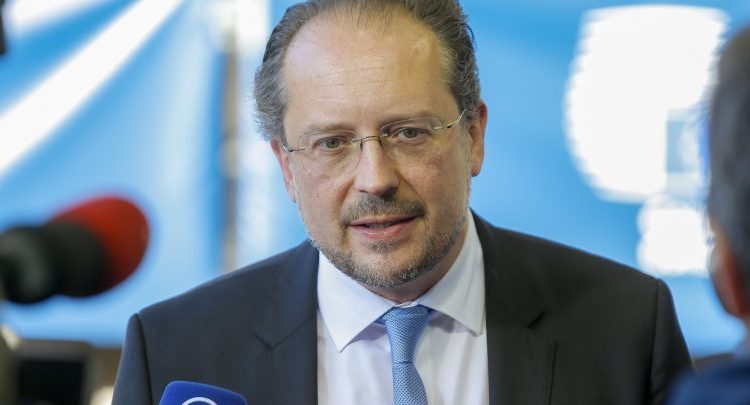 Shalenberg: Kërkojmë fillim të negociatave me Shkupin dhe Tiranën, kontesti me Bullgarinë është i zgjidhshëm