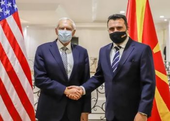 Zaevi u takua me ish komandantin e NATO-s për Evropë, Uesli Klark