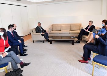 Zaev dhe ambasadori i SHBA-së në Greqi Pakat kanë biseduar për nismat energjetike-ekonomike