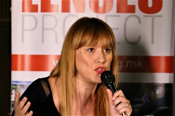 Baçovska: Jemi dëshmitarë të një dekade partizimi vulgar në arsim