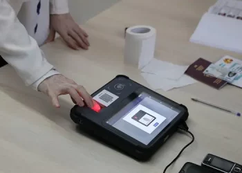 Qytetarja nga Makedonska Kamenica nuk u lejua të votojë, sepse gjatë identifikimit me shenjë të gishtit u paraqit tjetër person