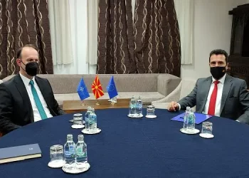 Takim i ri Zaev – Gashi për hyrje të Alternativës në Qeveri
