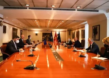 Kovaçevski – Gir: Është për t’u përshëndetur energjia e re për bashkëpunim me Bullgarinë, Maqedonia e Veriut vazhdon me proceset reformuese me ndihmën e institucioneve evropiane