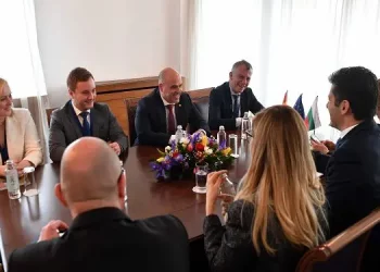 Kovaçevski – Petkov: Dinamika e re në komunikim me grupet e punës jep optimizëm